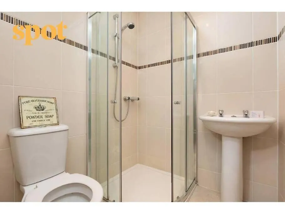 Spacious Ground Floor-2Br-2Ba Apartment Edinburgh United Kingdom