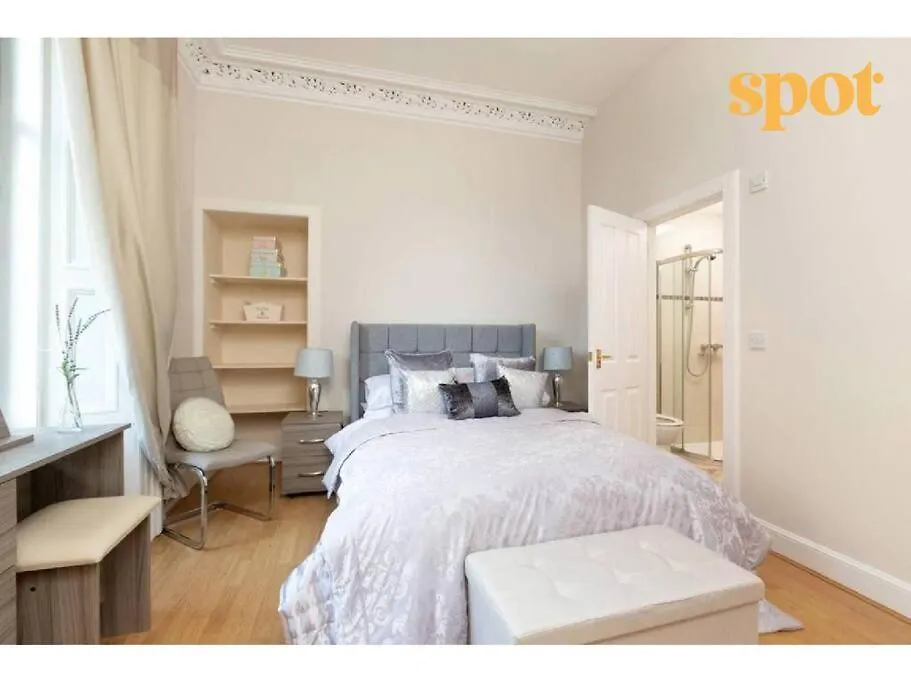 Spacious Ground Floor-2Br-2Ba Apartment Edinburgh United Kingdom